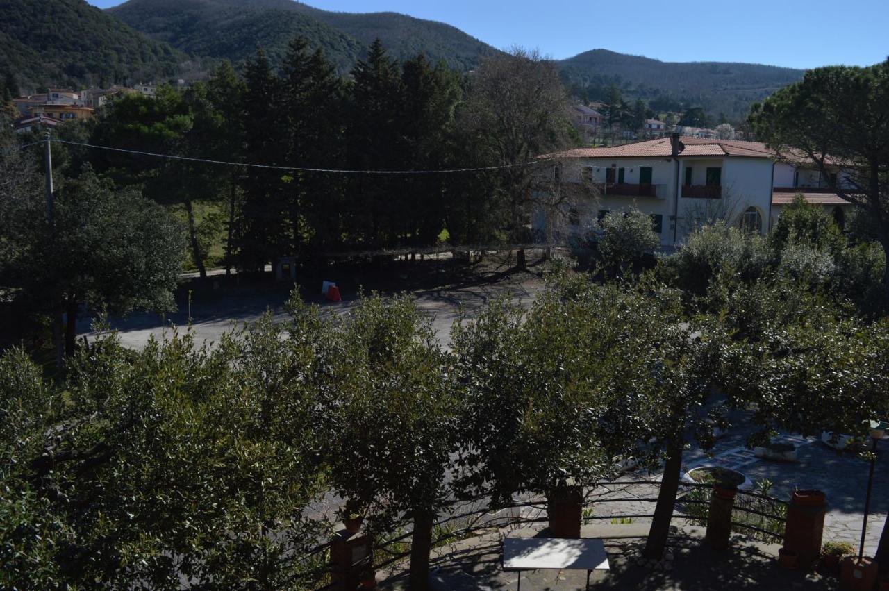 Hotel Il Poggetto Castellina Marittima Eksteriør bilde