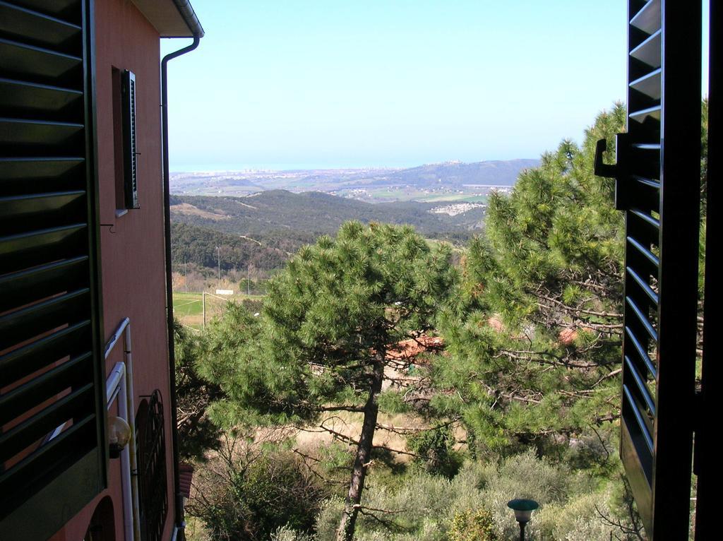 Hotel Il Poggetto Castellina Marittima Eksteriør bilde