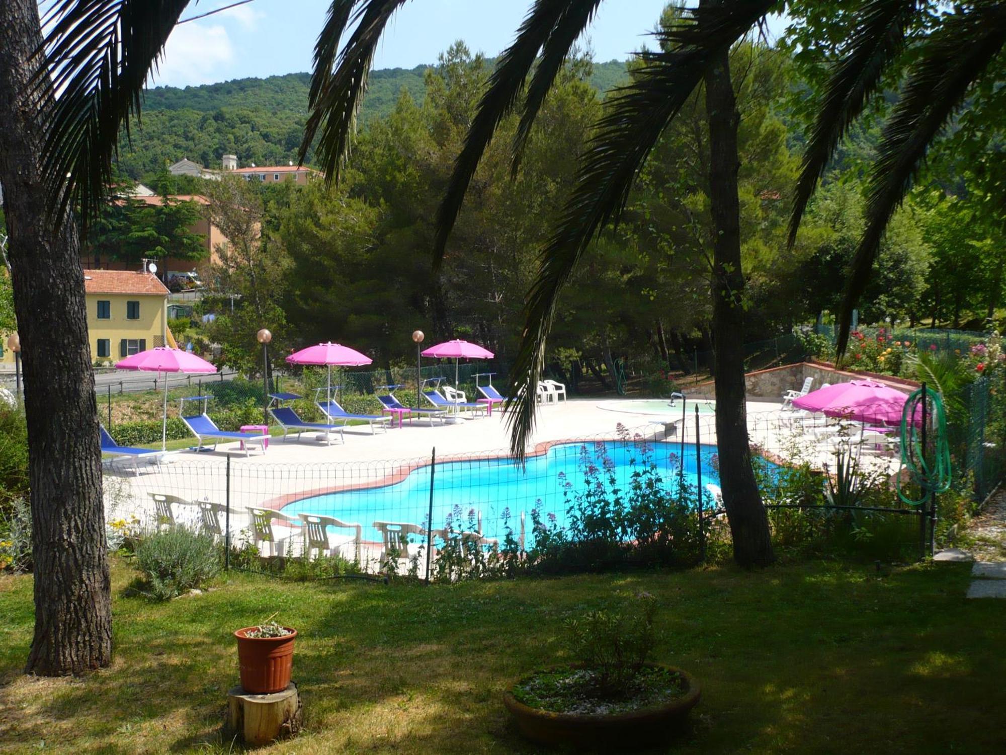 Hotel Il Poggetto Castellina Marittima Eksteriør bilde