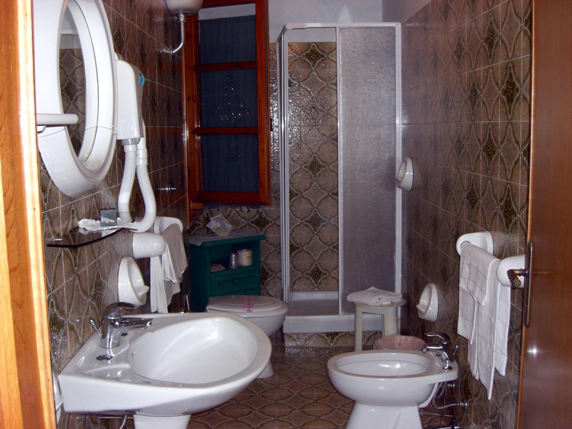 Hotel Il Poggetto Castellina Marittima Eksteriør bilde