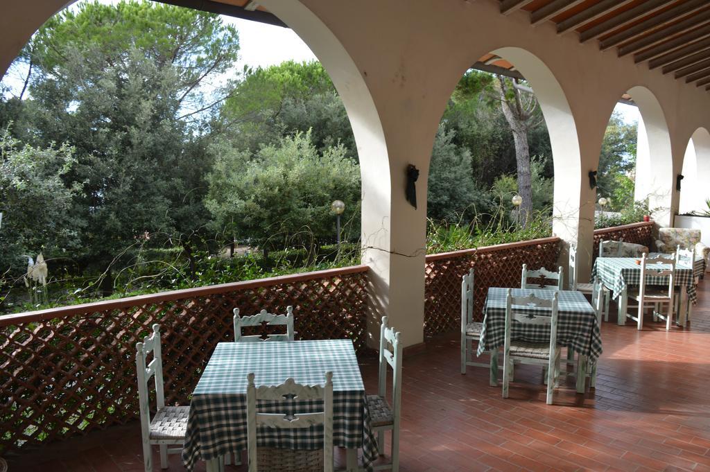 Hotel Il Poggetto Castellina Marittima Eksteriør bilde