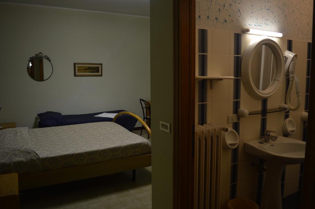 Hotel Il Poggetto Castellina Marittima Eksteriør bilde