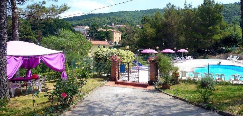 Hotel Il Poggetto Castellina Marittima Eksteriør bilde