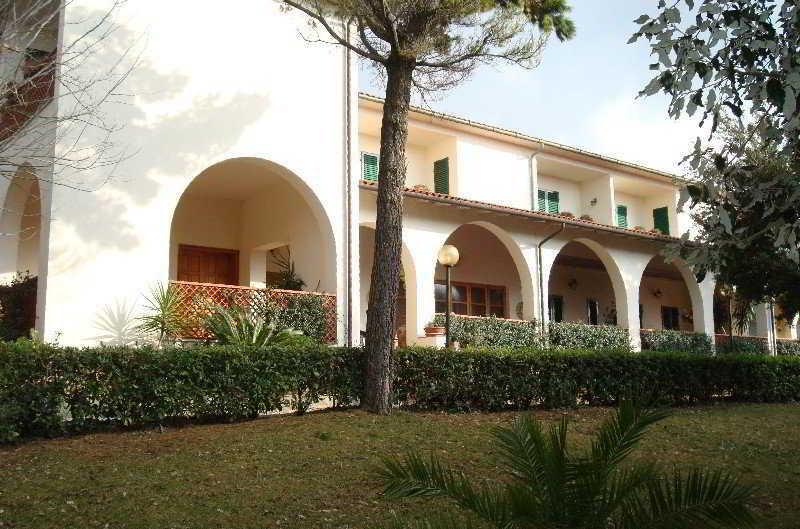 Hotel Il Poggetto Castellina Marittima Eksteriør bilde